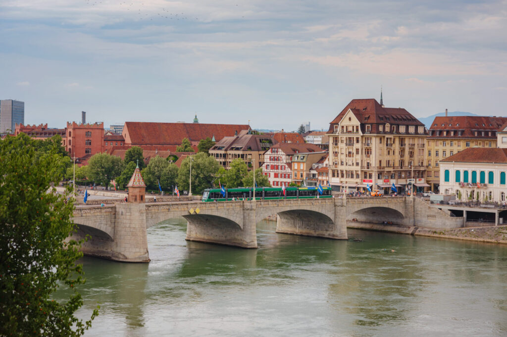 Basel Mittlere Bruecke Basel Mittlere Bruecke